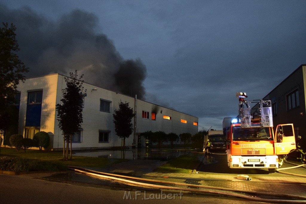 Grossbrand Halle Troisdorf Kriegsdorf Junkersring P415.JPG - Miklos Laubert
